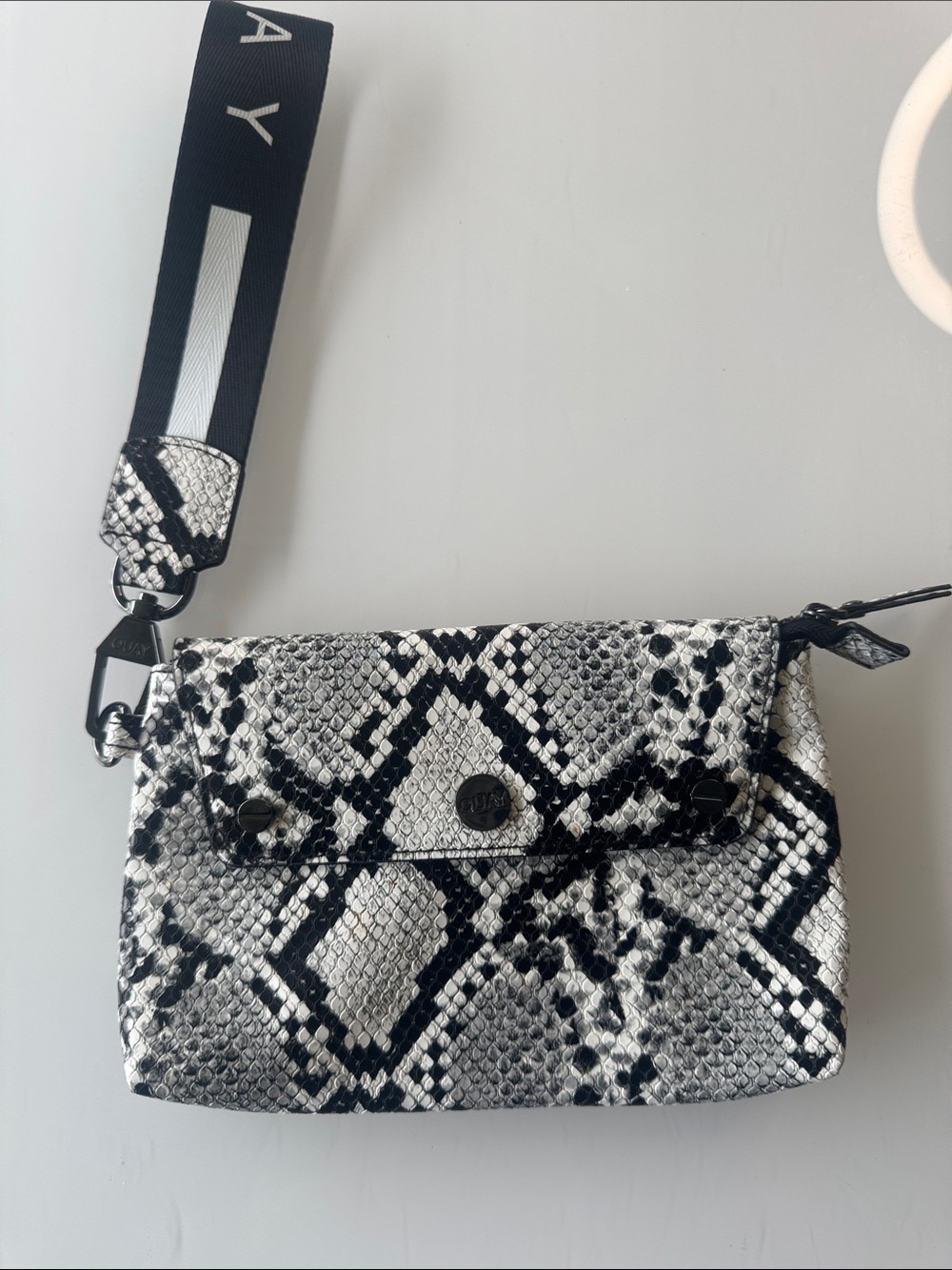 Quay Australia Snake-Print Crossbody Bag - Black & White